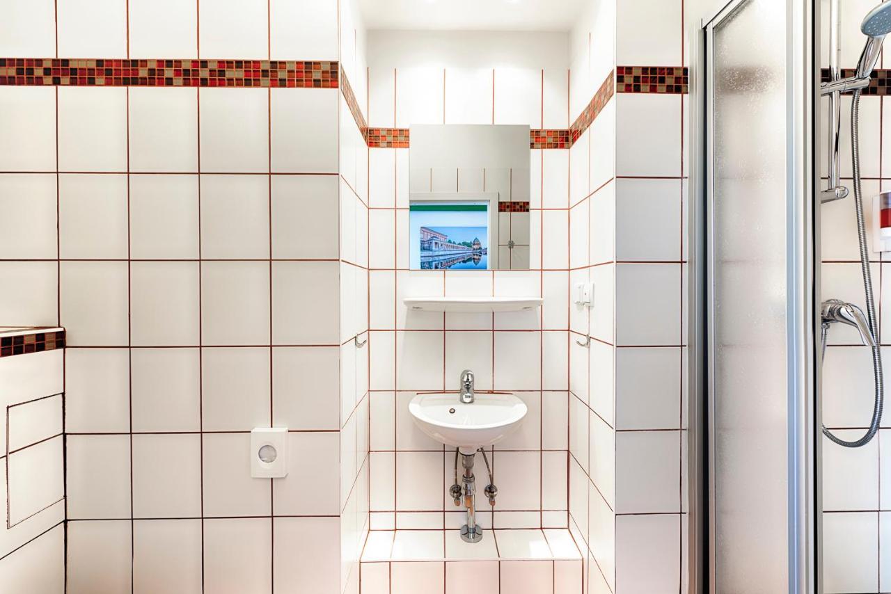 Hotel B1 Berlin Extérieur photo