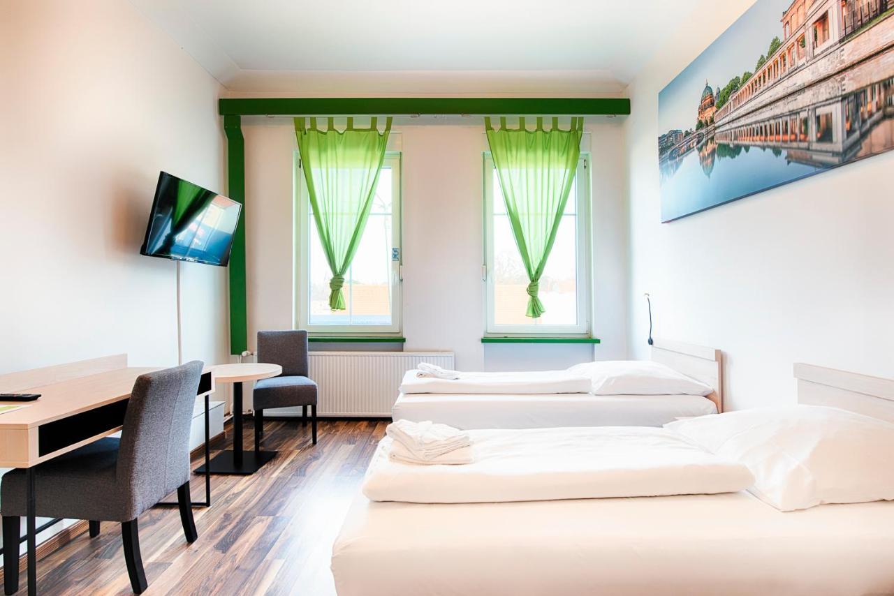 Hotel B1 Berlin Extérieur photo
